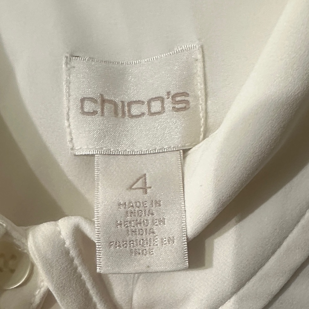 Chicos Womens Tunic Top Blouse Sz 4 Ivory Beaded Curved Sides Long Sleeve NWT - Picture 2 of 5
